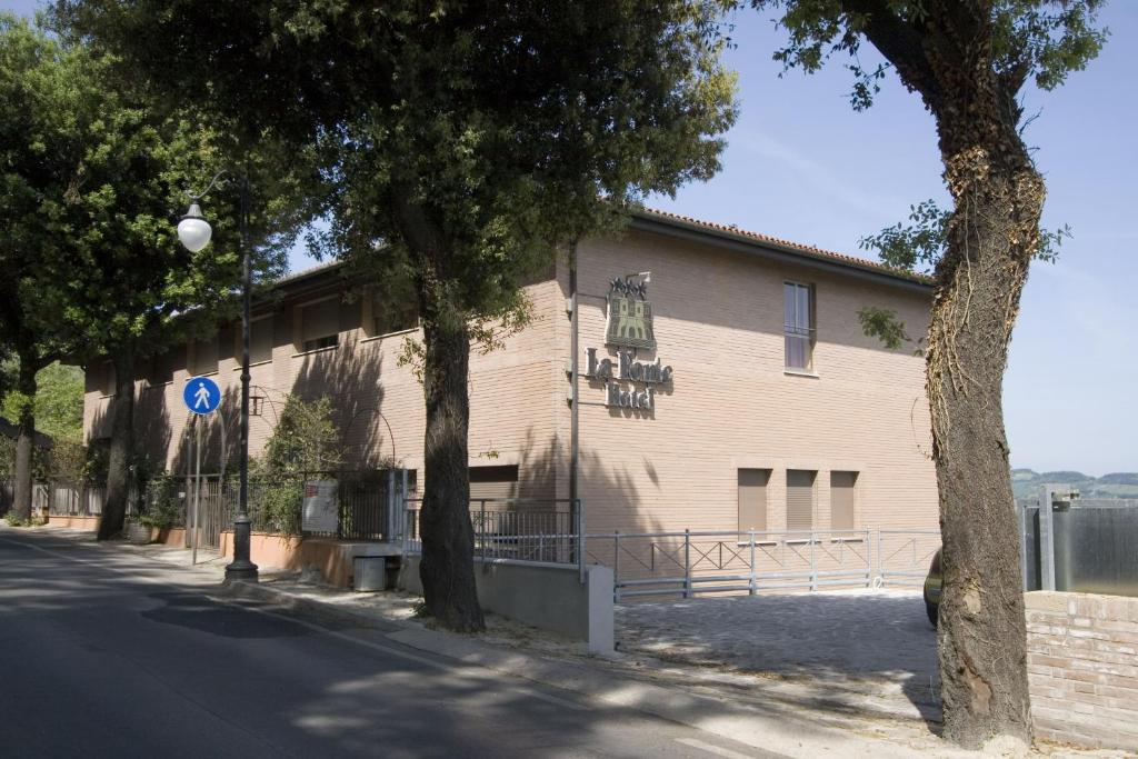 拉丰特酒店 奥西莫 外观 照片